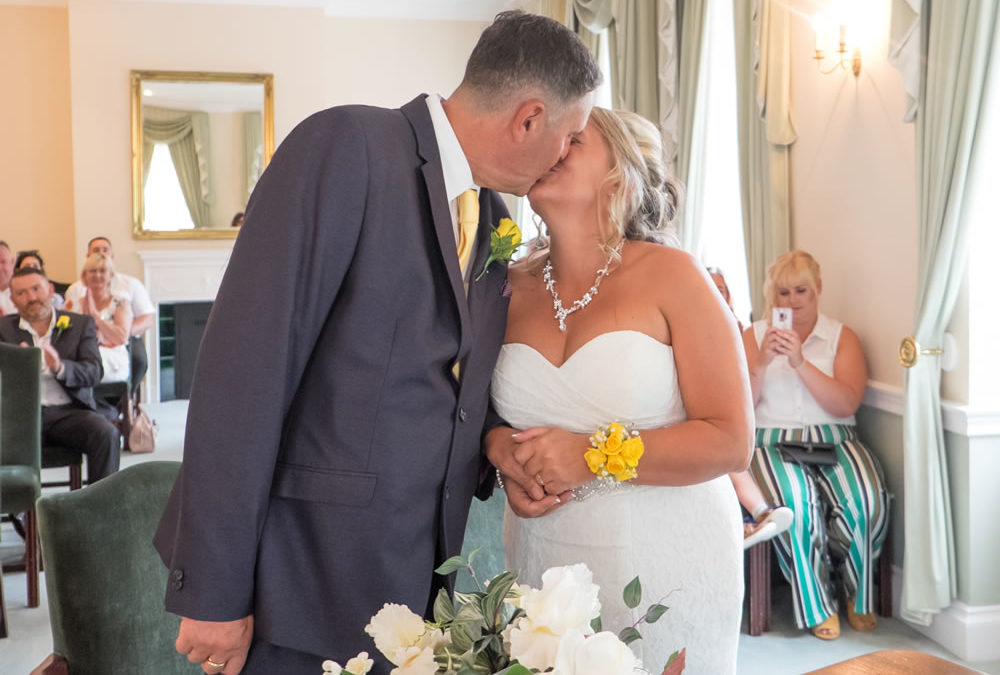 Wedding of Mr & Mrs Read @ Portsmouth Registry Office